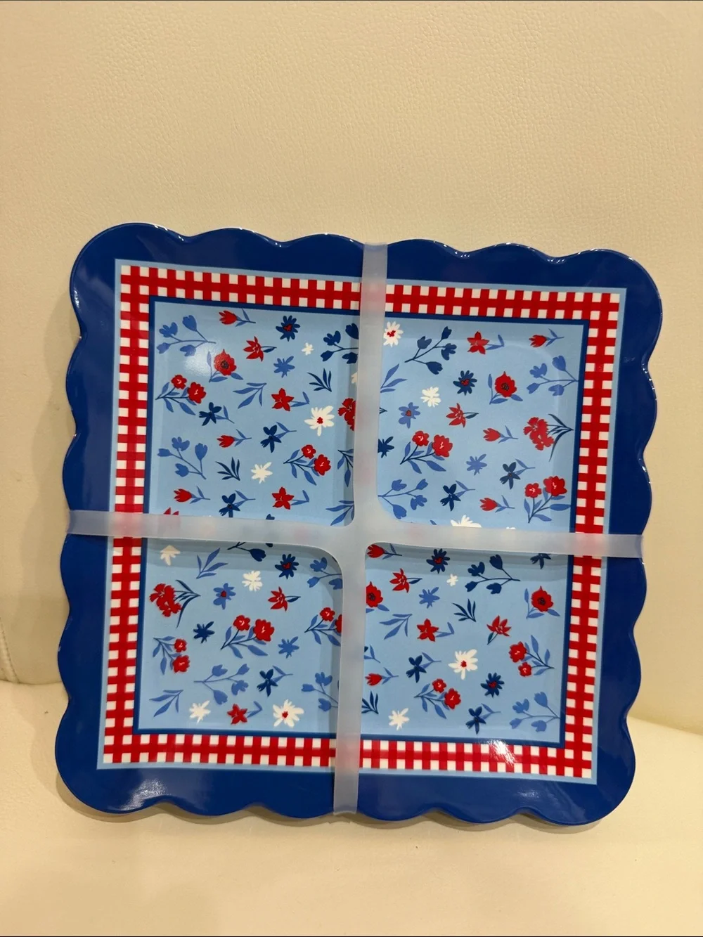 Red/White & Blue Set of 4 Floral Print 8